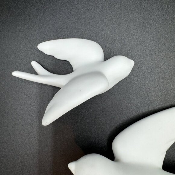 3Pcs Creative 3D Ceramic Bird Swallow Wall Decor Dining Decorative Ornaments Whi - Picture 5 of 16